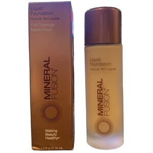 Mineral Fusion Foundation Warm 3